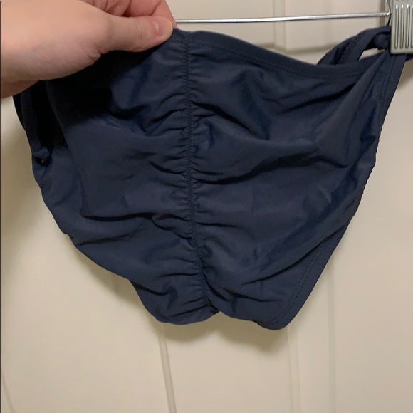 Navy Bikini 🏊🏼‍♀️ - Picture 2 of 4